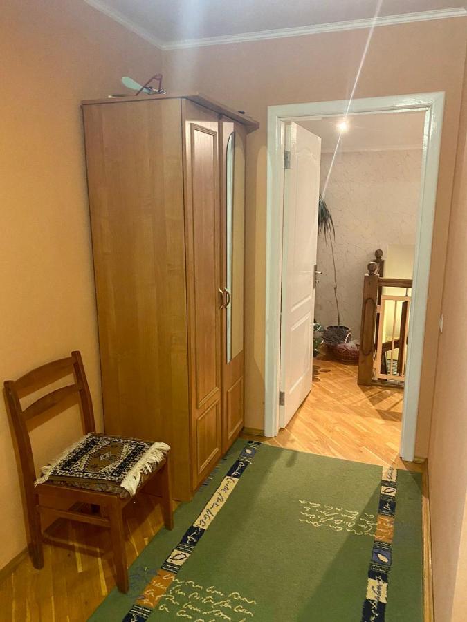U Eli Ξενοδοχείο Polyana  Εξωτερικό φωτογραφία